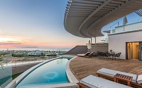 Onira Suite Dreams